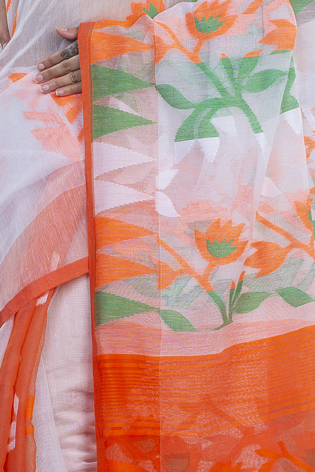 White Orange Blended Cotton Moha_Jamdani Jamdani Saree (808)